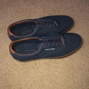 Men’s Tommy Hilfiger casual shoes